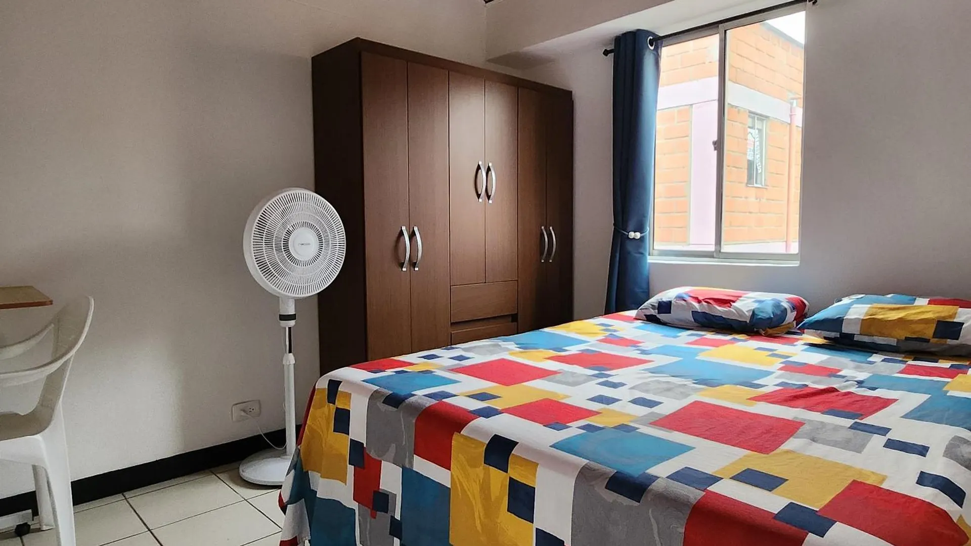 Comoda Habitacion Cerca Al Metro Medellín