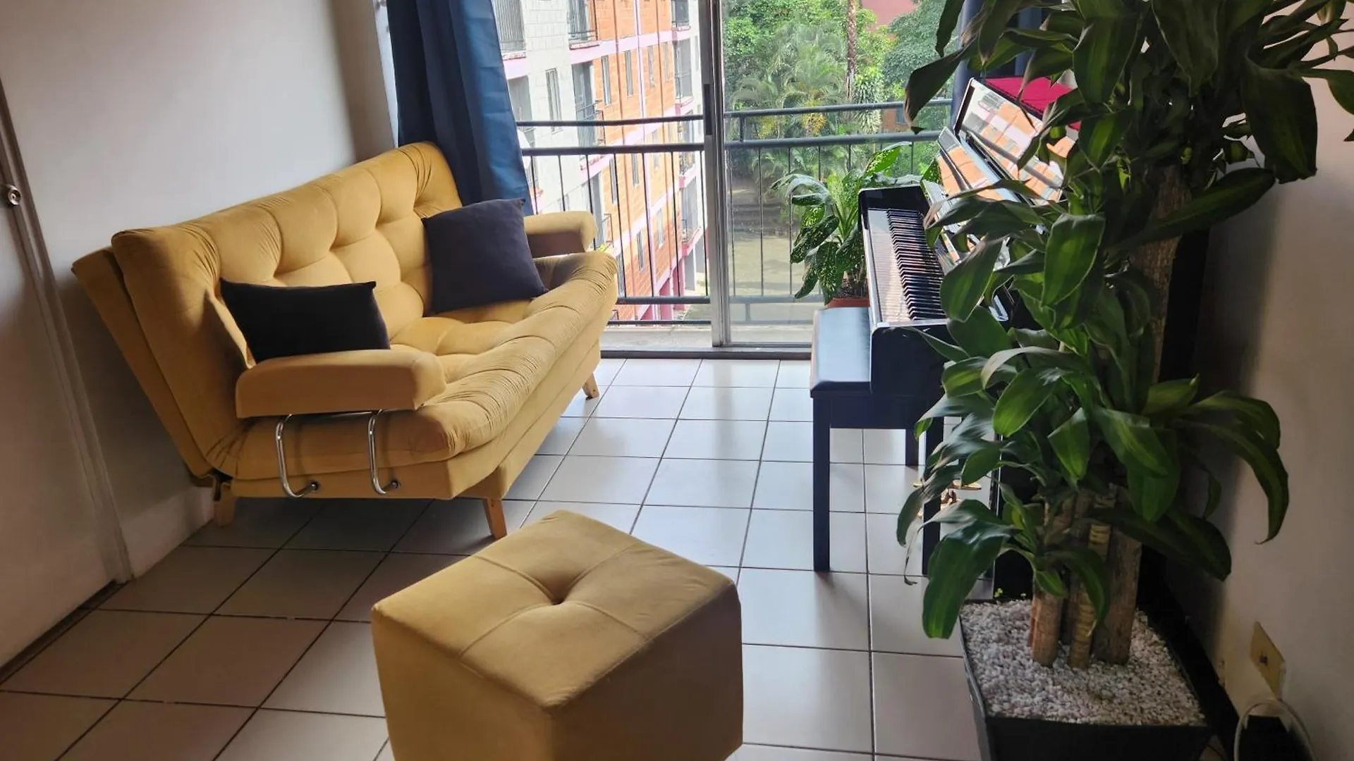 Privatunterkunft Comoda Habitacion Cerca Al Metro Medellín